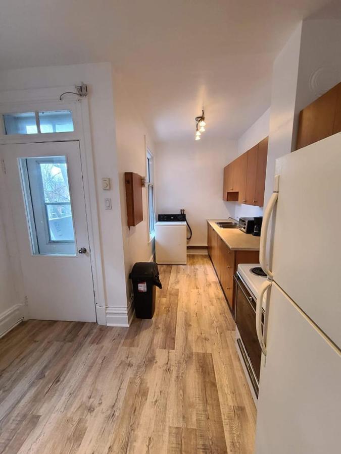 Tv + Netflix / High Speed Internet / Room C Montreal Exterior foto